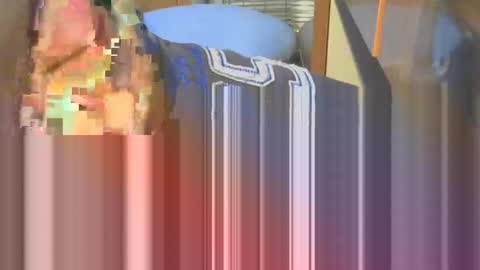 Snapshot of engin_83 chatting on 11-27-25, 08:11 engin_83 online show from 11-27-25, 08:11