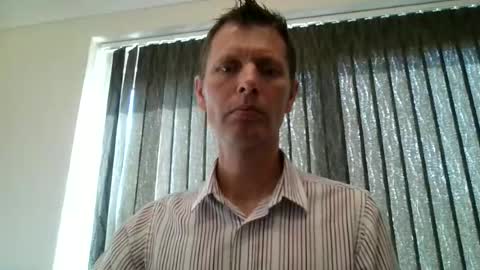 EnglishGuy183 online show from 06-16-26, 09:34