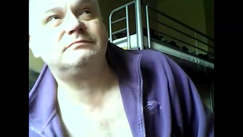 Snapshot of englishguysurrey chatting on 12-03-24, 10:50 englishguysurrey online show from 12-03-24, 10:50