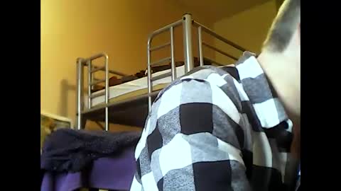 Snapshot of englishguysurrey chatting on 01-23-25, 01:02 englishguysurrey online show from 01-23-25, 01:02