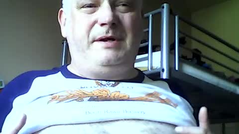 englishguysurrey online show from 08-02-26, 06:45