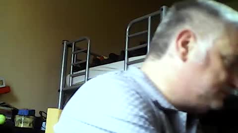 englishguysurrey online show from 08-04-26, 06:05