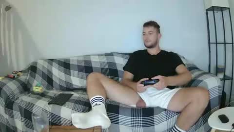 Englishladxxx online show from 06-23-26, 08:51