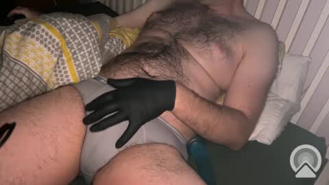 Snapshot of englishshyguyuk chatting on 12-05-24, 05:37 englishshyguyuk online show from 12-05-24, 05:37