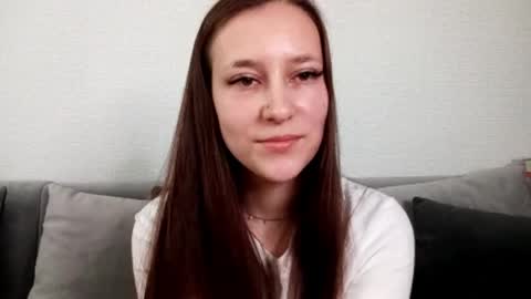 Snapshot of enidladucer chatting on 04-03-26, 07:17 Viktoria online show from 04-03-26, 07:17