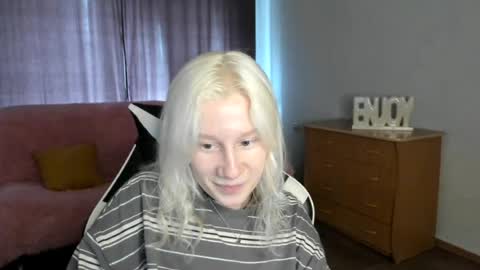 Snapshot of enigmadesert chatting on 08-09-26, 03:34 enigmadesert online show from 08-09-26, 03:34