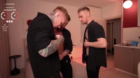 Johnny online show from 09-20-25, 03:02