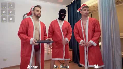 Snapshot of enjohnny chatting on 12-21-25, 02:57 Johnny online show from 12-21-25, 02:57