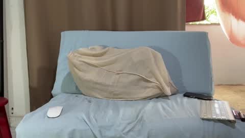 Luke online show from 02-21-25, 05:09