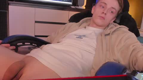 Snapshot of enkeer chatting on 01-06-25, 11:09 Enker online show from 01-06-25, 11:09