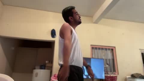 Snapshot of enriquegc197 chatting on 01-04-25, 06:51 Enriquegc197 online show from 01-04-25, 06:51