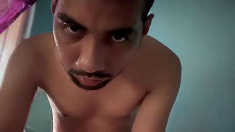 Snapshot of enriquegc197 chatting on 02-18-25, 04:59 Enriquegc197 online show from 02-18-25, 04:59