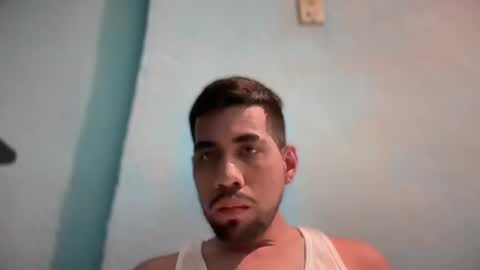 Snapshot of enriquegc197 chatting on 02-19-25, 11:57 Enriquegc197 online show from 02-19-25, 11:57