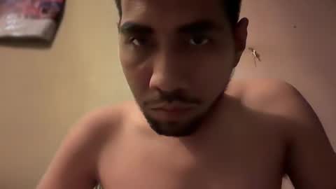 Snapshot of enriquegc197 chatting on 02-23-25, 02:07 Enriquegc197 online show from 02-23-25, 02:07