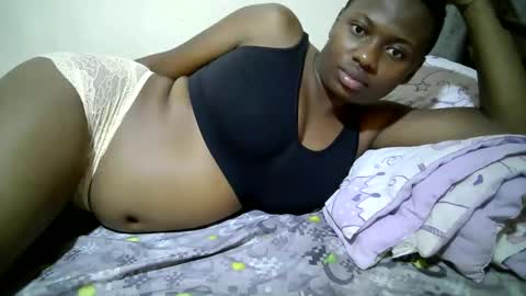 Snapshot of enter_dee chatting on 02-25-26, 12:09 Ell online show from 02-25-26, 12:09