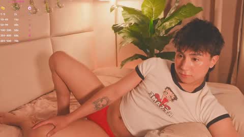 Snapshot of enyollbloss chatting on 05-21-26, 07:32 Call me Sweet online show from 05-21-26, 07:32