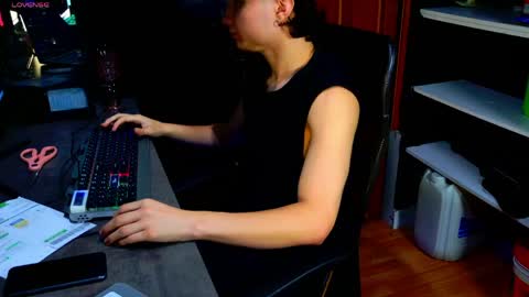 enzo_steel online show from 06-08-26, 09:20
