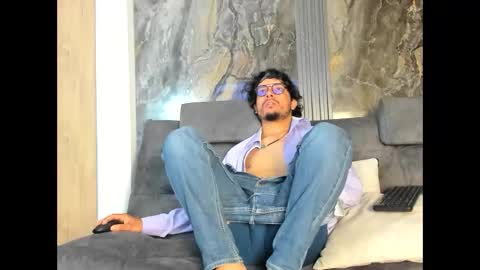 Enzo online show from 12-03-25, 02:04