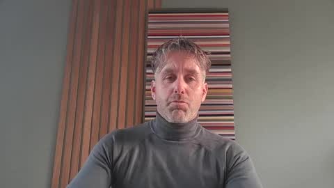 Snapshot of enzoenzo7 chatting on 11-12-25, 12:49 Enzos Massive Cock online show from 11-12-25, 12:49