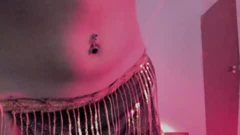Leyla online show from 05-15-26, 10:50