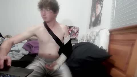 Snapshot of epicdstone chatting on 01-11-26, 02:16 EpicDStone online show from 01-11-26, 02:16