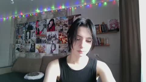 Snapshot of epifaniapaolino chatting on 01-12-26, 10:20 Lucy NEXT STREAM January 5 HNY online show from 01-12-26, 10:20