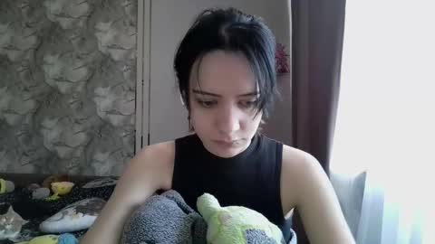 Snapshot of epifaniapaolino chatting on 02-05-26, 07:35 Lucy NEXT STREAM January 5 HNY online show from 02-05-26, 07:35