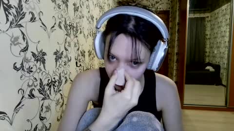 Snapshot of epifaniapaolino chatting on 04-04-26, 01:04 Lucy NEXT STREAM January 5 HNY online show from 04-04-26, 01:04