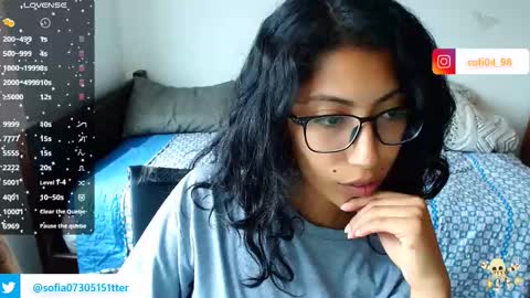 Snapshot of eren_mikasa chatting on 01-11-26, 09:09 sofia online show from 01-11-26, 09:09