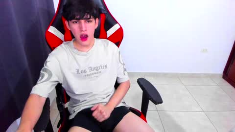 eren_tatakae online show from 01-08-25, 12:28