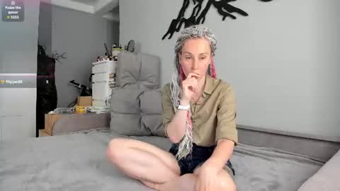 Snapshot of ergoproxy_ chatting on 06-09-26, 02:50 ergoproxy_ online show from 06-09-26, 02:50