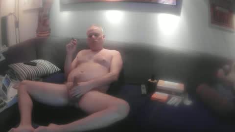 Snapshot of eric204 chatting on 09-14-25, 05:50 Eric online show from 09-14-25, 05:50