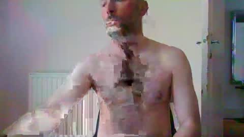 eric334418 online show from 06-15-26, 08:05