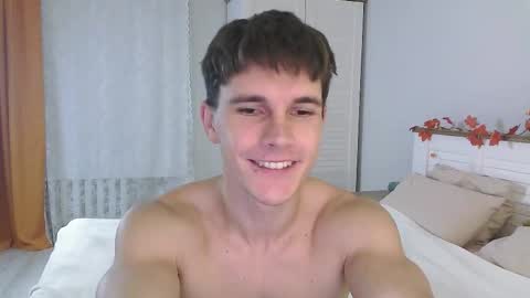 Snapshot of eric_crush chatting on 10-13-25, 03:50 Eric Crush online show from 10-13-25, 03:50