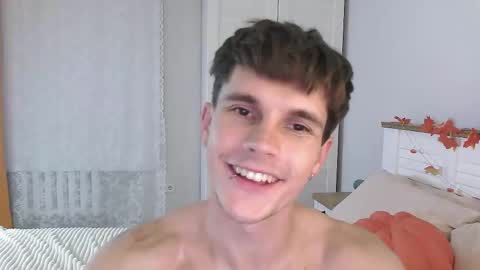 Snapshot of eric_crush chatting on 10-21-25, 04:19 Eric Crush online show from 10-21-25, 04:19