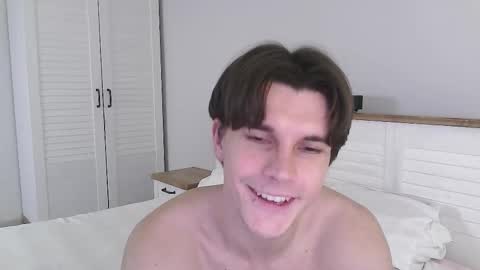 Snapshot of eric_crush chatting on 03-02-26, 03:52 Eric Crush online show from 03-02-26, 03:52