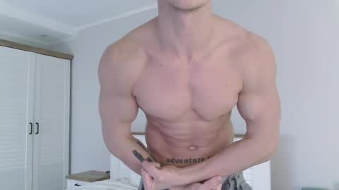 Snapshot of eric_crush chatting on 03-02-26, 07:26 Eric Crush online show from 03-02-26, 07:26