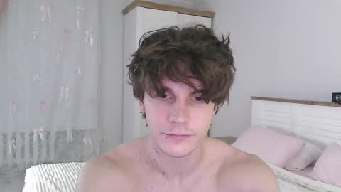 Eric Crush online show from 04-06-26, 03:48