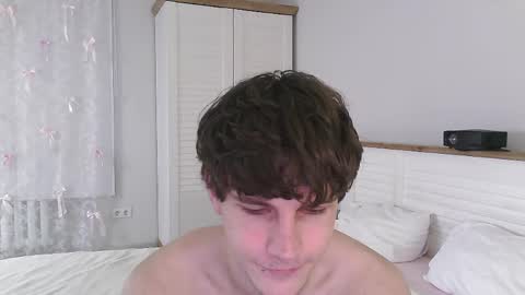 Eric Crush online show from 04-20-26, 03:53