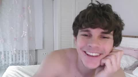 Eric Crush online show from 04-24-26, 04:15