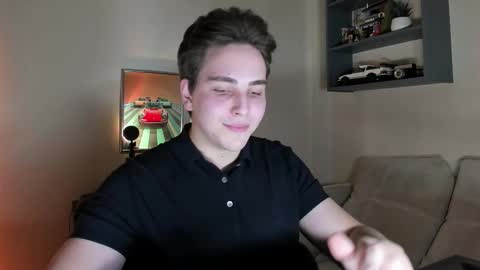 Snapshot of eric_ether chatting on 11-13-25, 07:57 Eric online show from 11-13-25, 07:57