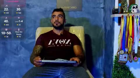 Brayan online show from 09-17-25, 01:40