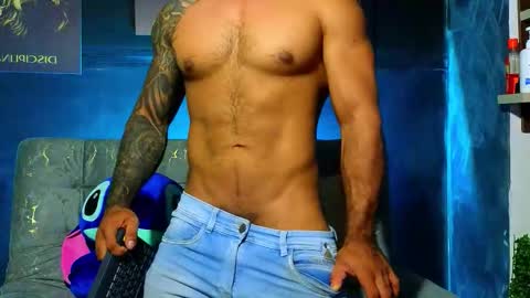 Brayan online show from 10-28-25, 02:48