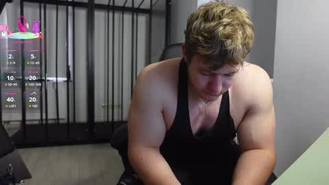    online show from 10-12-25, 05:39