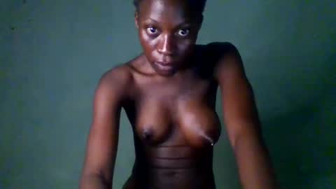 Snapshot of erica843871 chatting on 10-10-25, 12:09 Erica online show from 10-10-25, 12:09