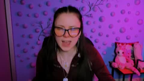 your dear Erica  online show from 02-04-26, 11:09
