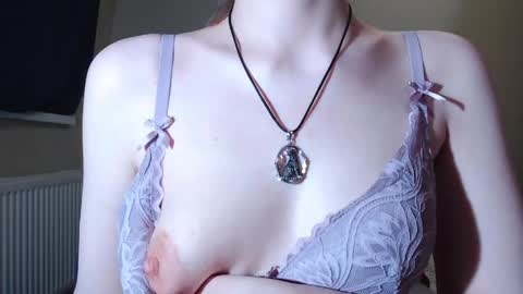 Erica online show from 05-19-26, 03:57