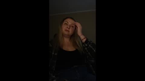 Erica online show from 06-11-26, 04:05