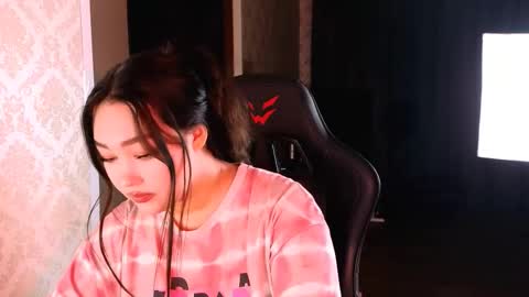 Erica Wayne online show from 11-25-25, 10:26