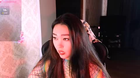 Erica Wayne online show from 12-19-25, 07:48